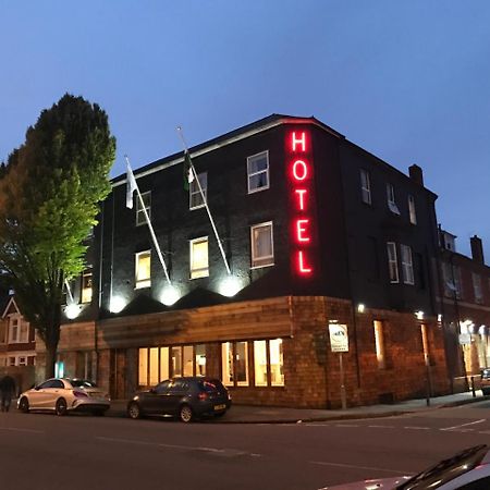 Victoria Hotel 纽波特 外观 照片